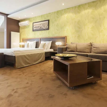 Bed & Breakfast Boutique House