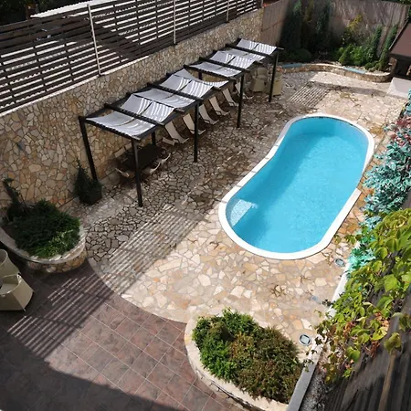 Bed & Breakfast Boutique House Belgrade