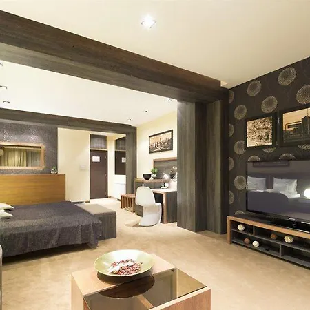 Bed & Breakfast Belgrade Boutique House 4*