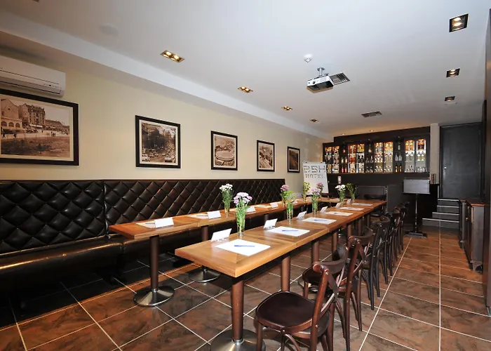 Belgrade Boutique House 住宿加早餐酒店 4*